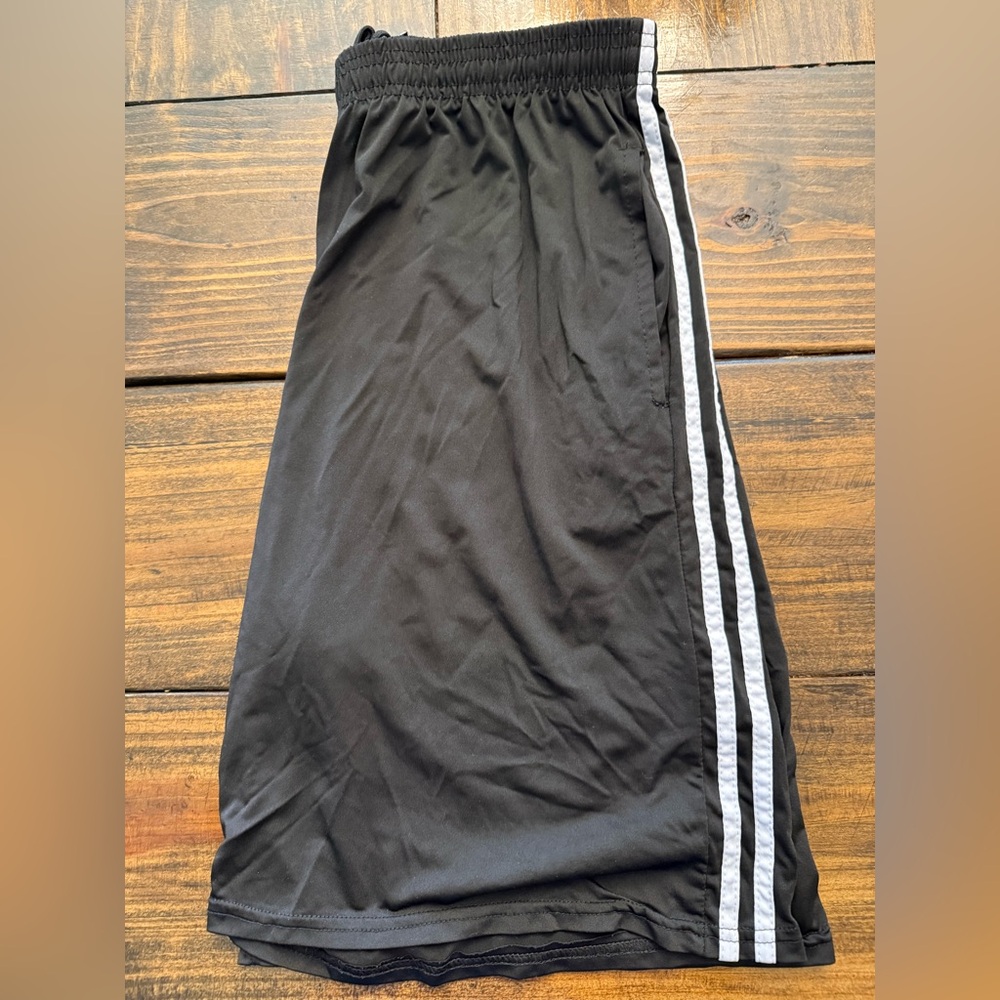 Boys Essentials Black and White Stripe Casual Shorts (XL)